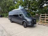 Mercedes-Benz Campervan mit Teilausbau