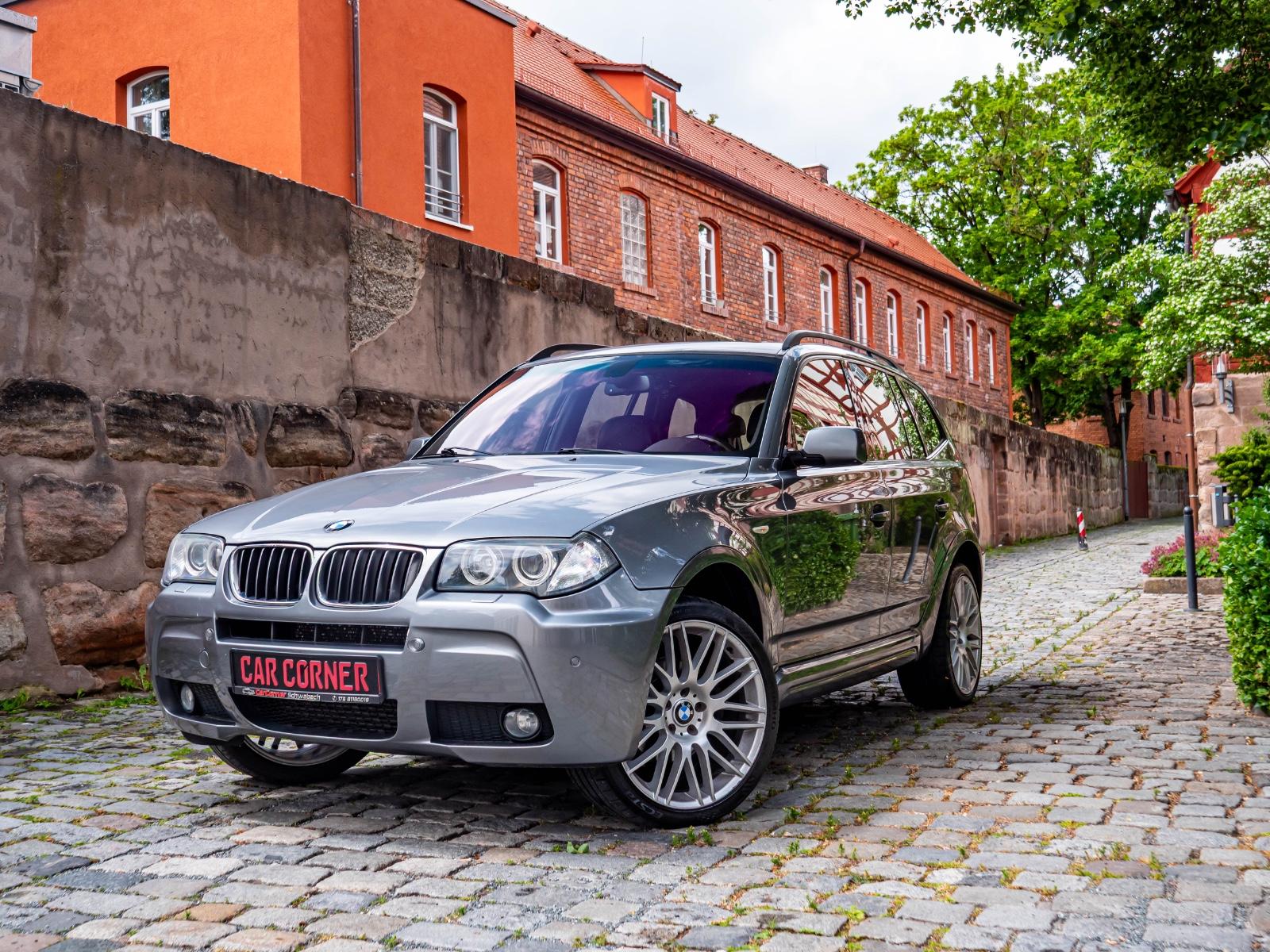 BMW X3 xDrive 20d M-Paket PANO XENON AHK