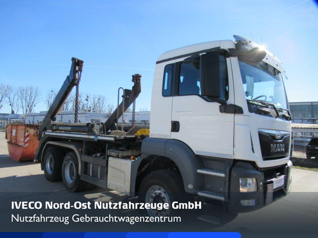 MAN 26.440 / 6 x 4 / Meiller