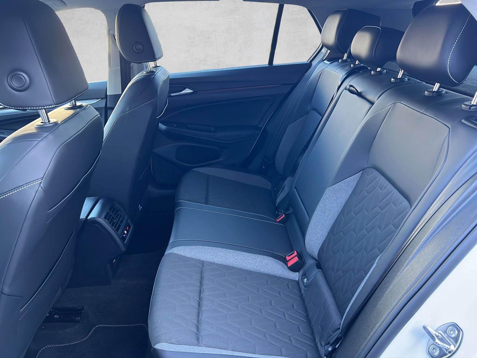 Golf VIII Lim. Goal 1.5 TSI AHK*Navi*LED