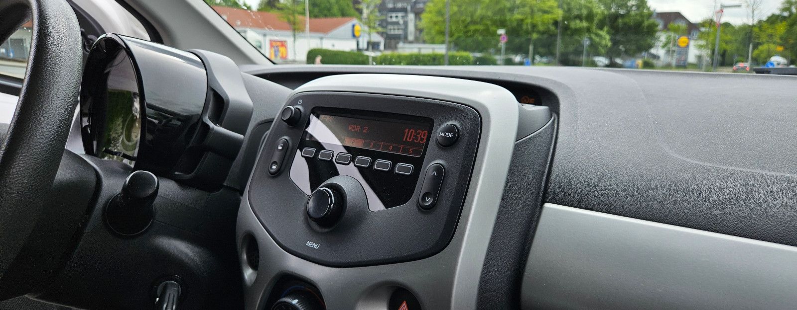 PEUGEOT 108 Active Klima sehr gepflegt