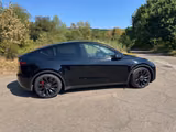 Tesla Model Y Performance Dual Motor AWD Performance - schwarze Tesla Model Y
