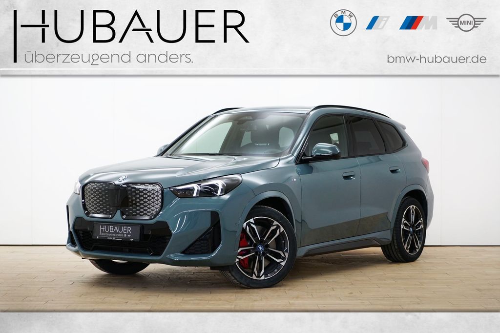 BMW iX1