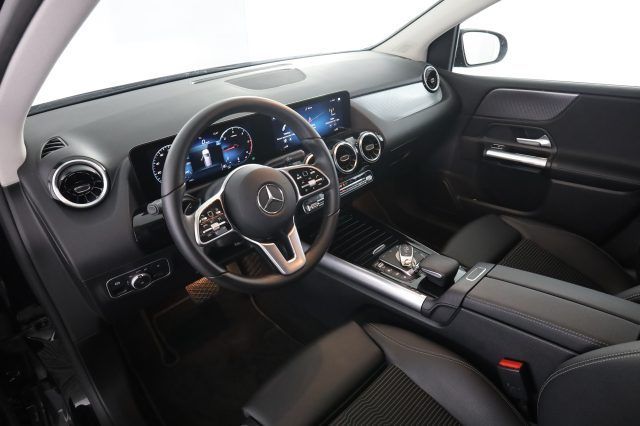 Image of Mercedes-Benz B 180