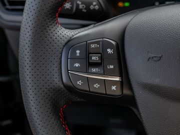 Ford Kuga Plug-In Hybrid ST-Line X Digitales Cockpit