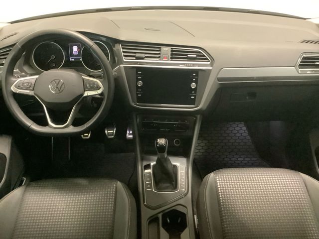 Tiguan Active 1,5 l 96 kW LED, Navi, ACC, FS beh