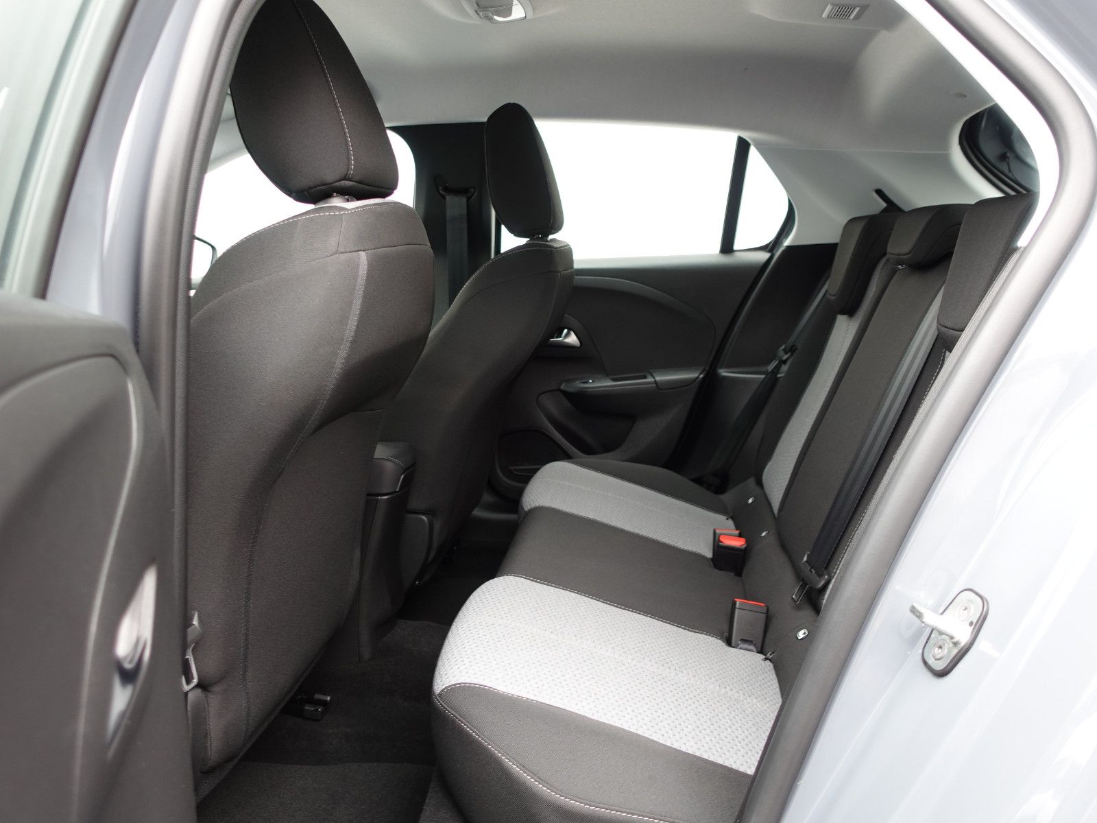 Fahrzeugabbildung Opel Corsa 1.2,Kamera,Allwetter,Sitzhzg,LED,DAB+,Alu