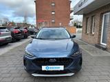 Ford Focus 1.0 Active Turnier Eco Navi LED ACC Apple  - mit Benzin-Antrieb: Allradantrieb, Kombi