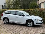 Volvo V60 Cross Country Top! - gebrauchte Volvo V60 Cross Country aus dem Jahr 2016