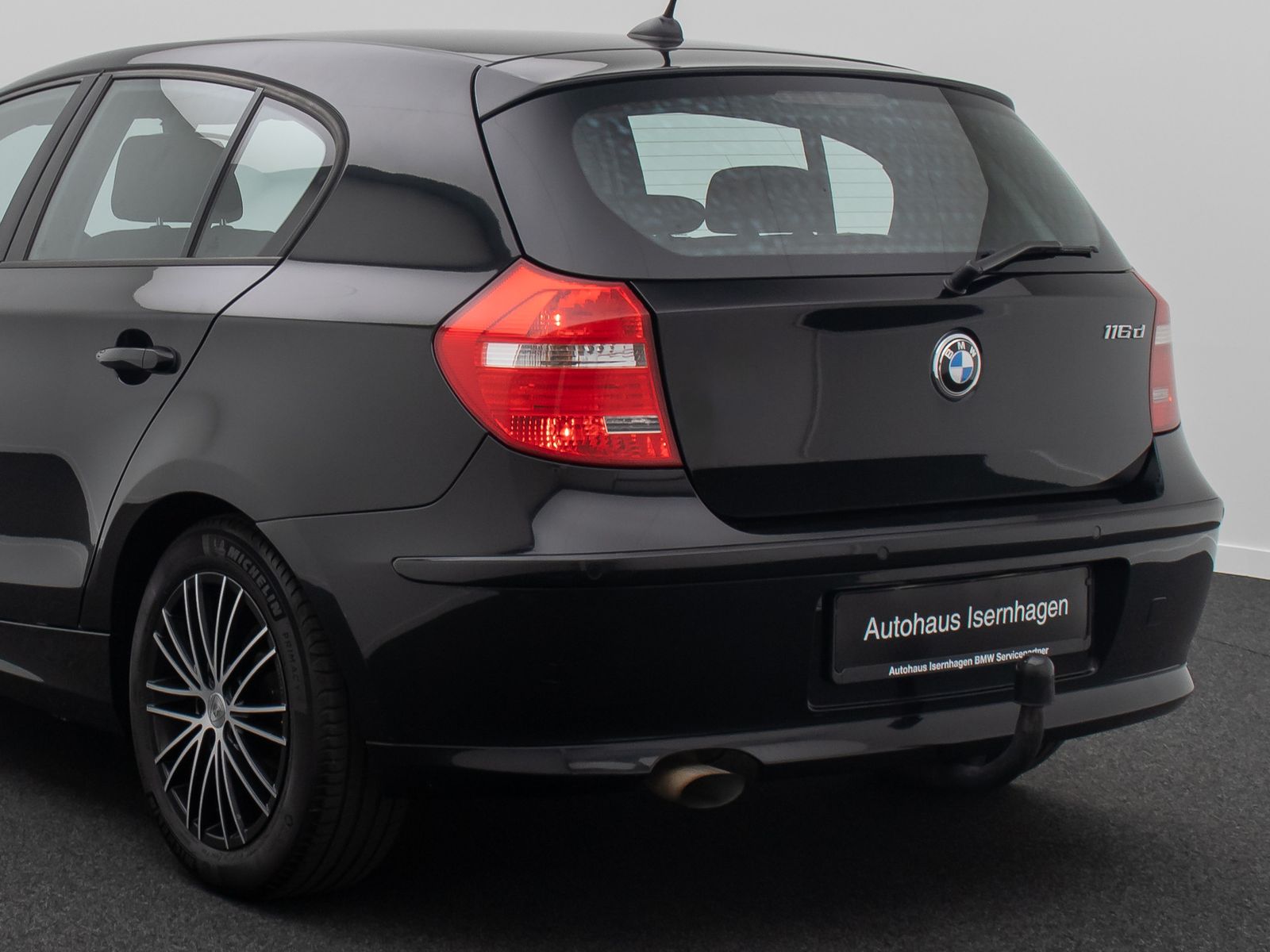 Fahrzeugabbildung BMW 116i PDC AHK Klimaanlage Alarm Start-StopAut LM