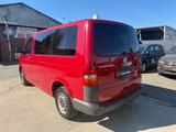 Volkswagen T5 Transporter Caravelle 1,9 TDI - Volkswagen T5 mit Diesel-Antrieb: Kleinbus, 1.9