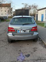 Mercedes-Benz 200 - gebrauchte Mercedes-Benz 200 aus dem Jahr 2008