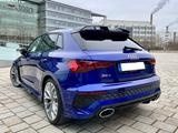 Audi RS3 San Marino Blau 360° Massage Head Up Carbon - Audi RS3: Sportwagen