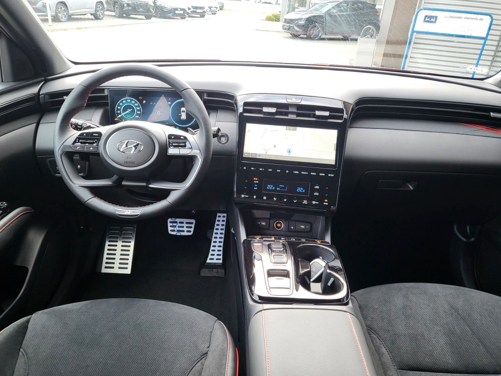 Fahrzeugabbildung Hyundai TUCSON 1.6 T-GDi 180PS DCT 48V 4WD N-LINE PANO