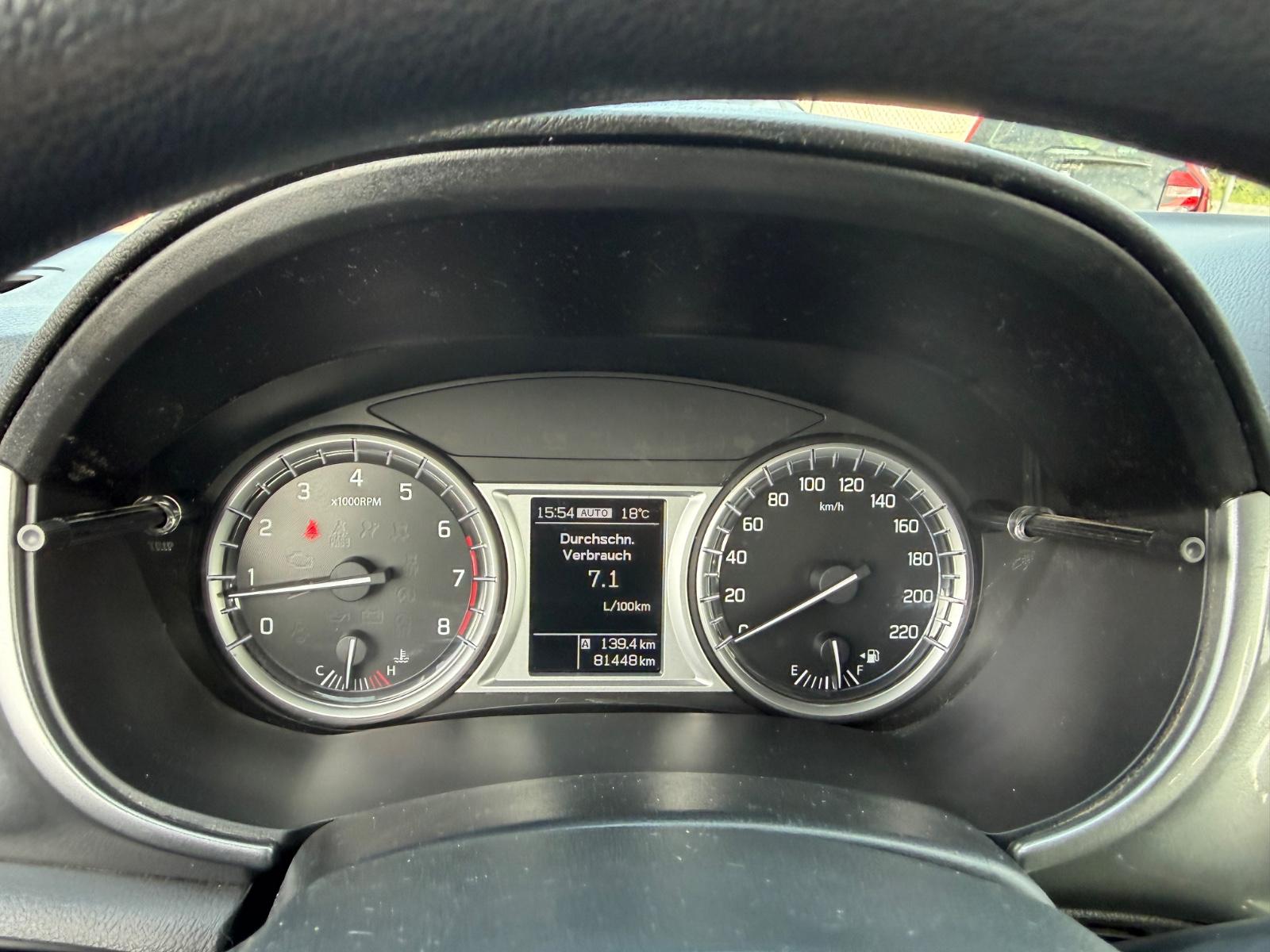 Suzuki Vitara 1.6 Comfort 4x4 *Anhängerkupplung*TÜV Neu