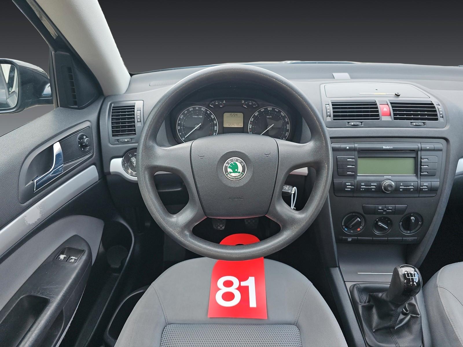 Skoda Octavia 2005 — photo 12