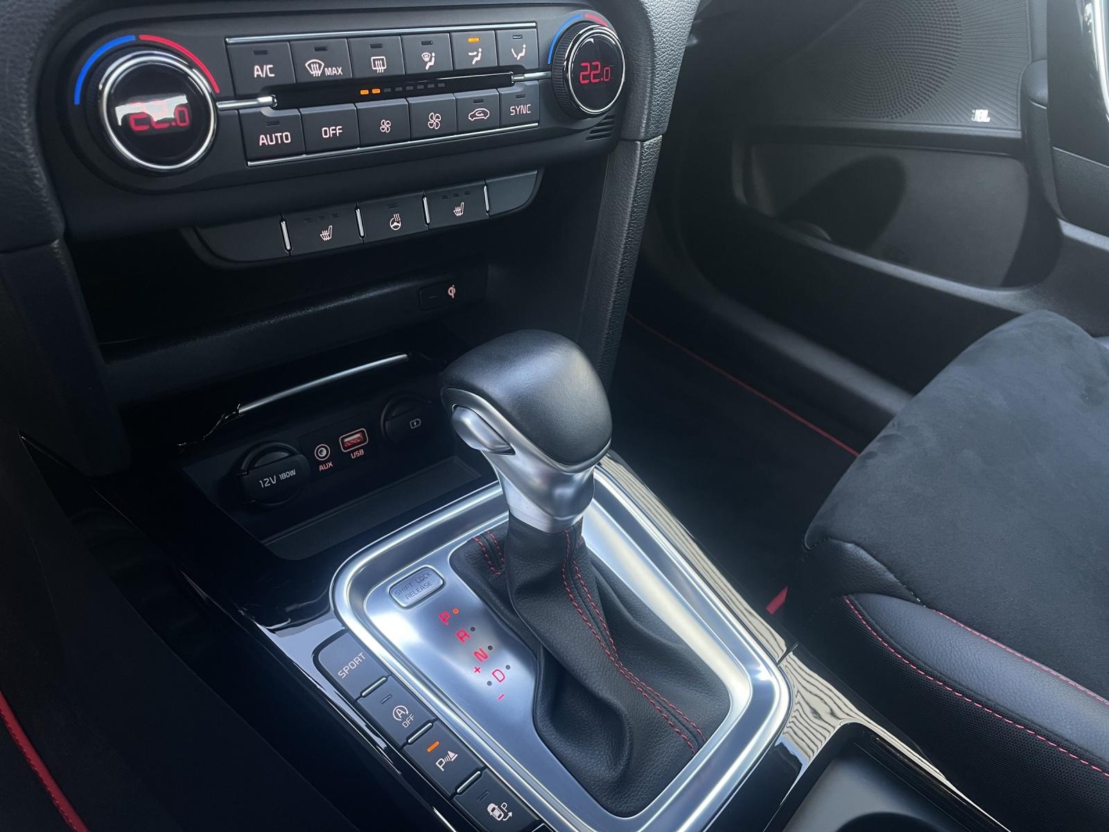 Kia cee'd 1.6 T-GDi DCT GT NAVI/LED