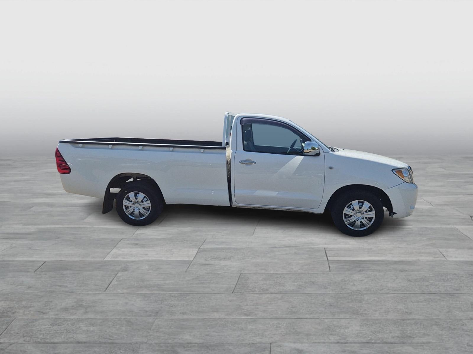 TOYOTA HILUX SINGLE CAB 4X2 2.5D BENNE  ATTELAGE | 102 ch | BVM