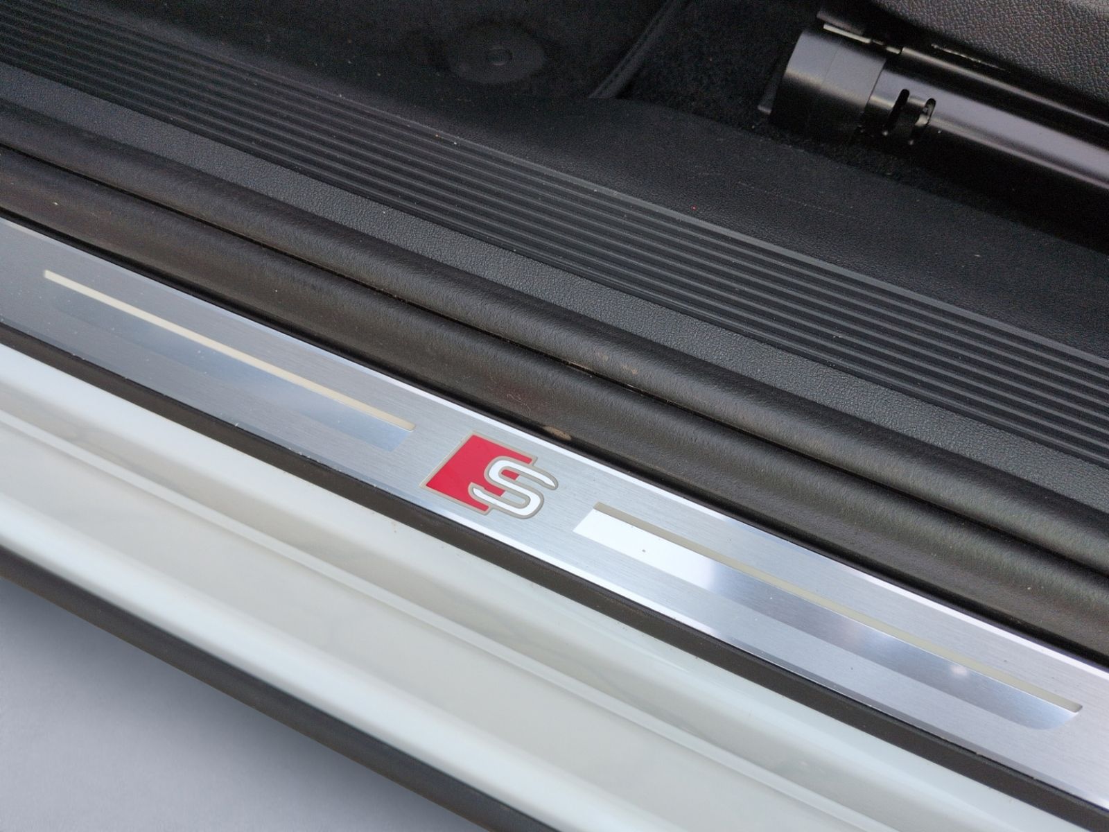 Q4  e-tron Sportback 50 quattro  HEAD-UP+SONOS+