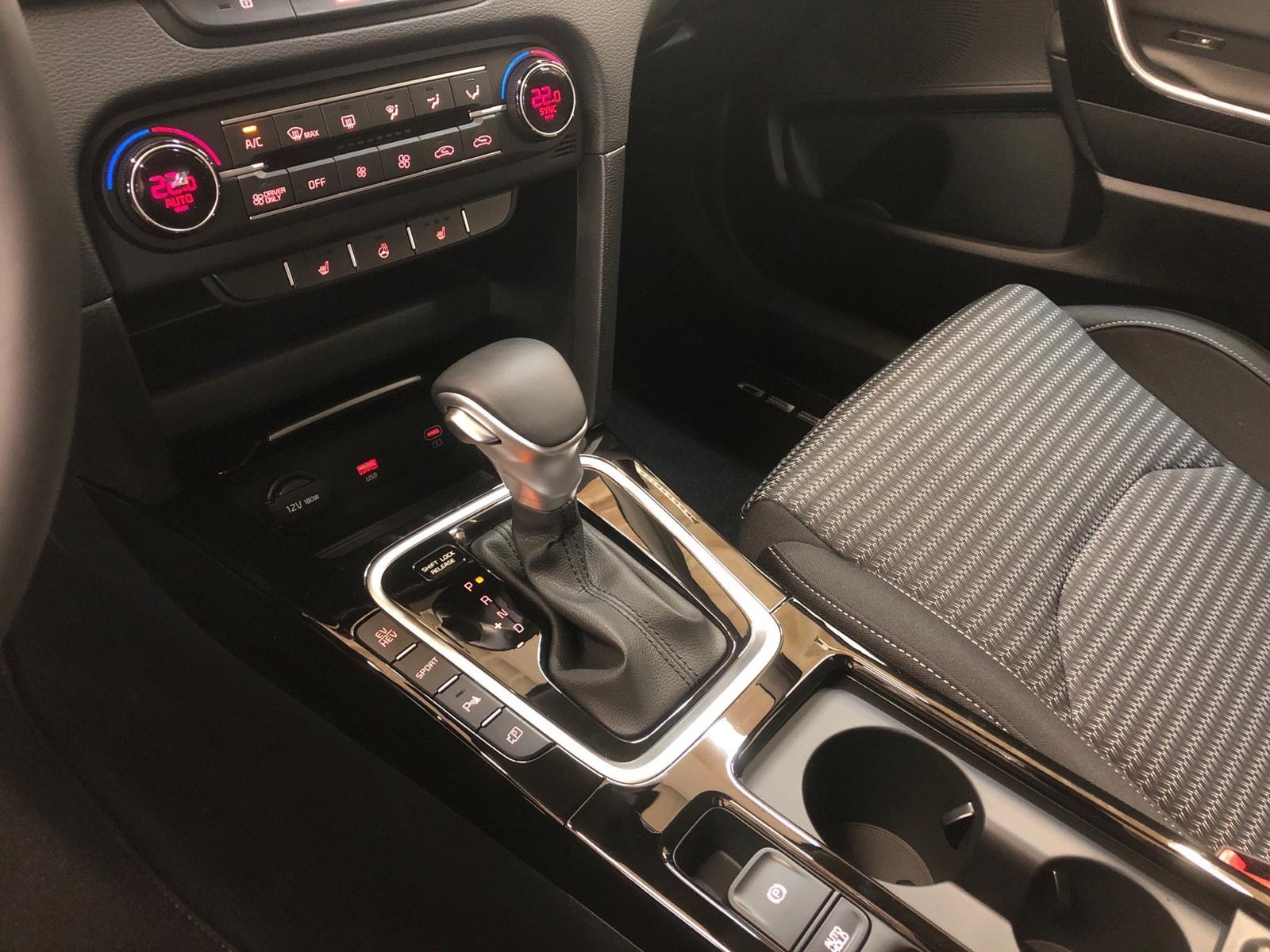 Kia CEED SPORTSWAGON 1.6 Plug-In Hybrid VISION NAVI+