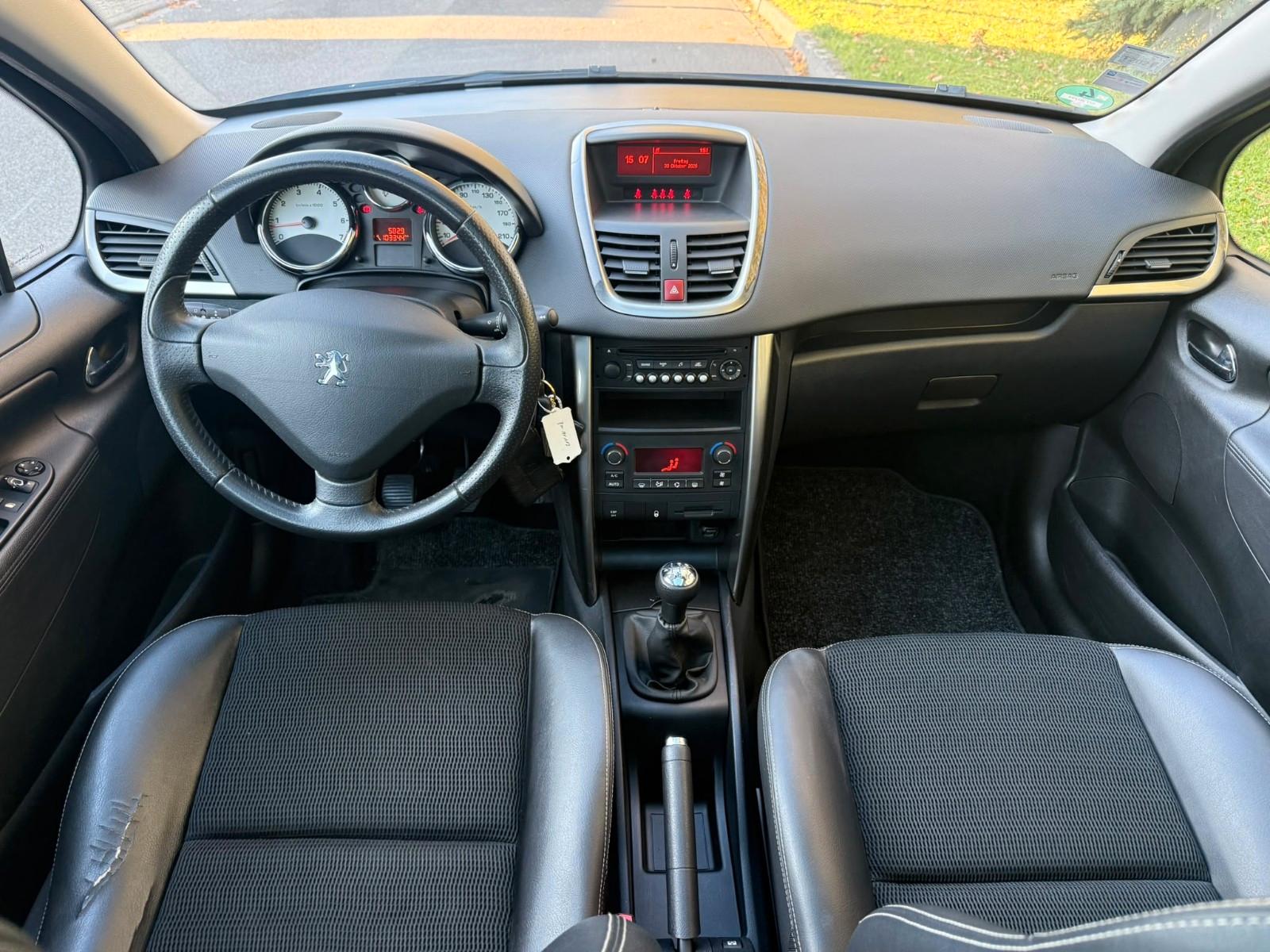 Peugeot 207 2013 — photo 13