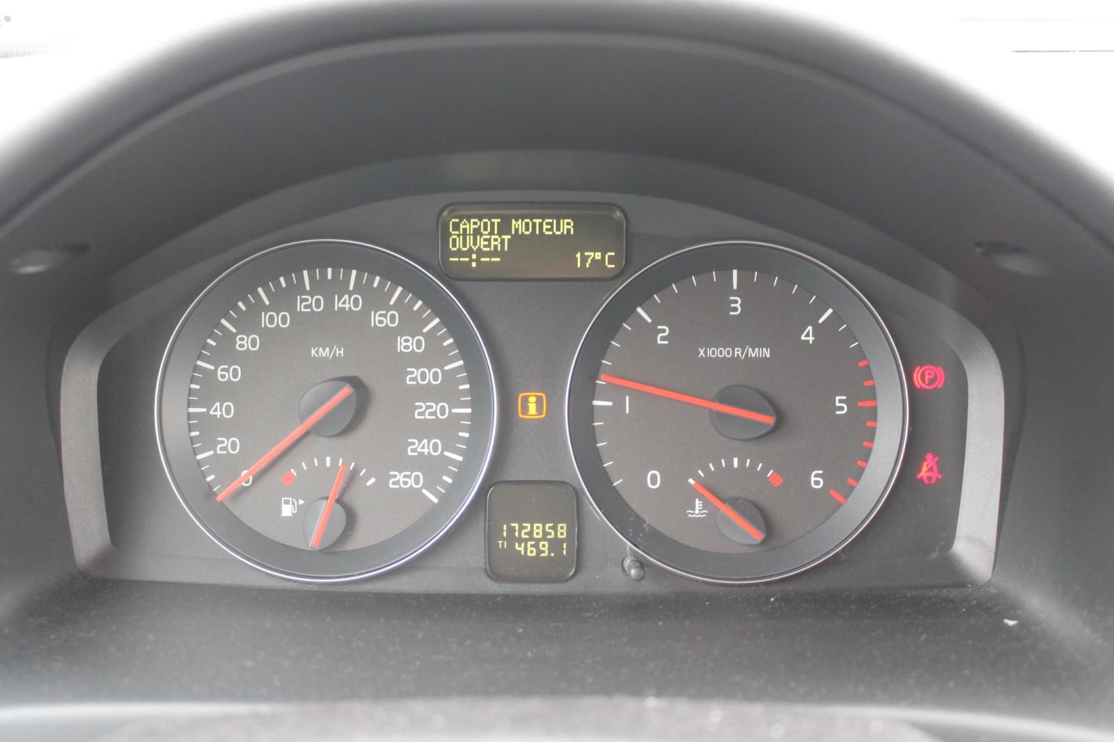 Volvo V50 2012 — photo 13