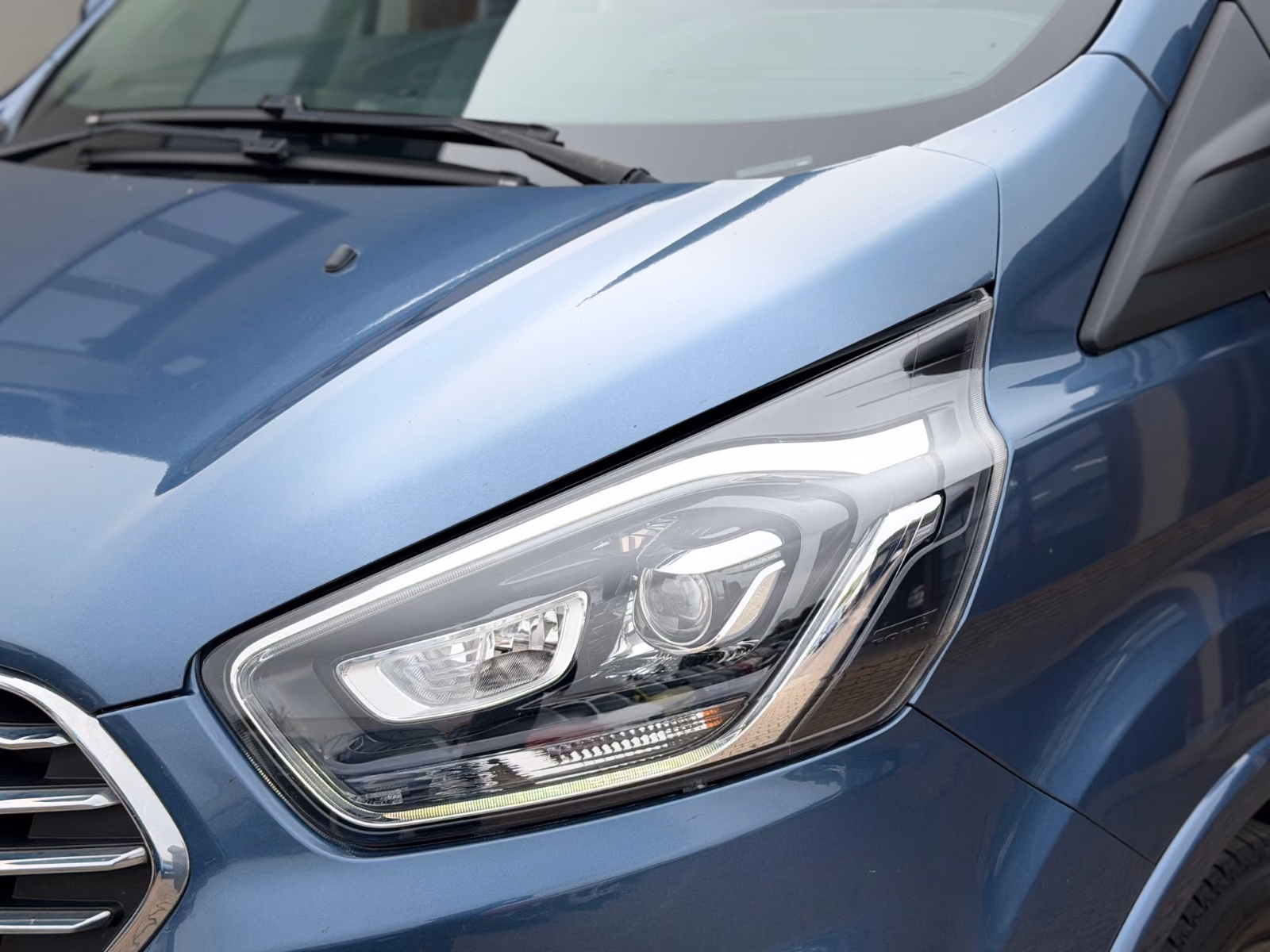 Ford Tourneo Custom L2/Leder/ACC/CAM/LED/AHK/Navi/8Si