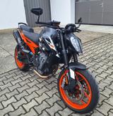 KTM 890 Duke GP, Tech Pack, Akrapovic, Service neu - KTM 890 DUKE GP