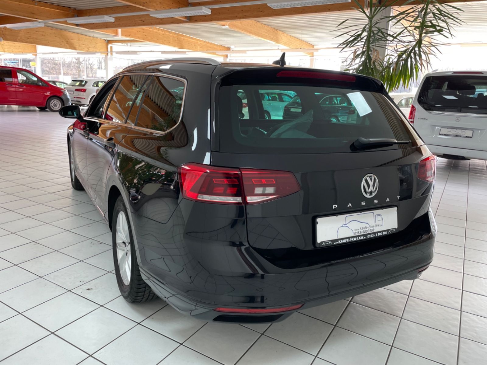 Fahrzeugabbildung Volkswagen Passat Variant Business