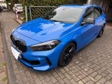 BMW M135i xDrive Performance, Head­Up, HamanKard.