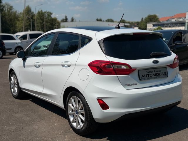 Ford Fiesta *SHZ*LED*LHZ*AC*MFL*PANO*