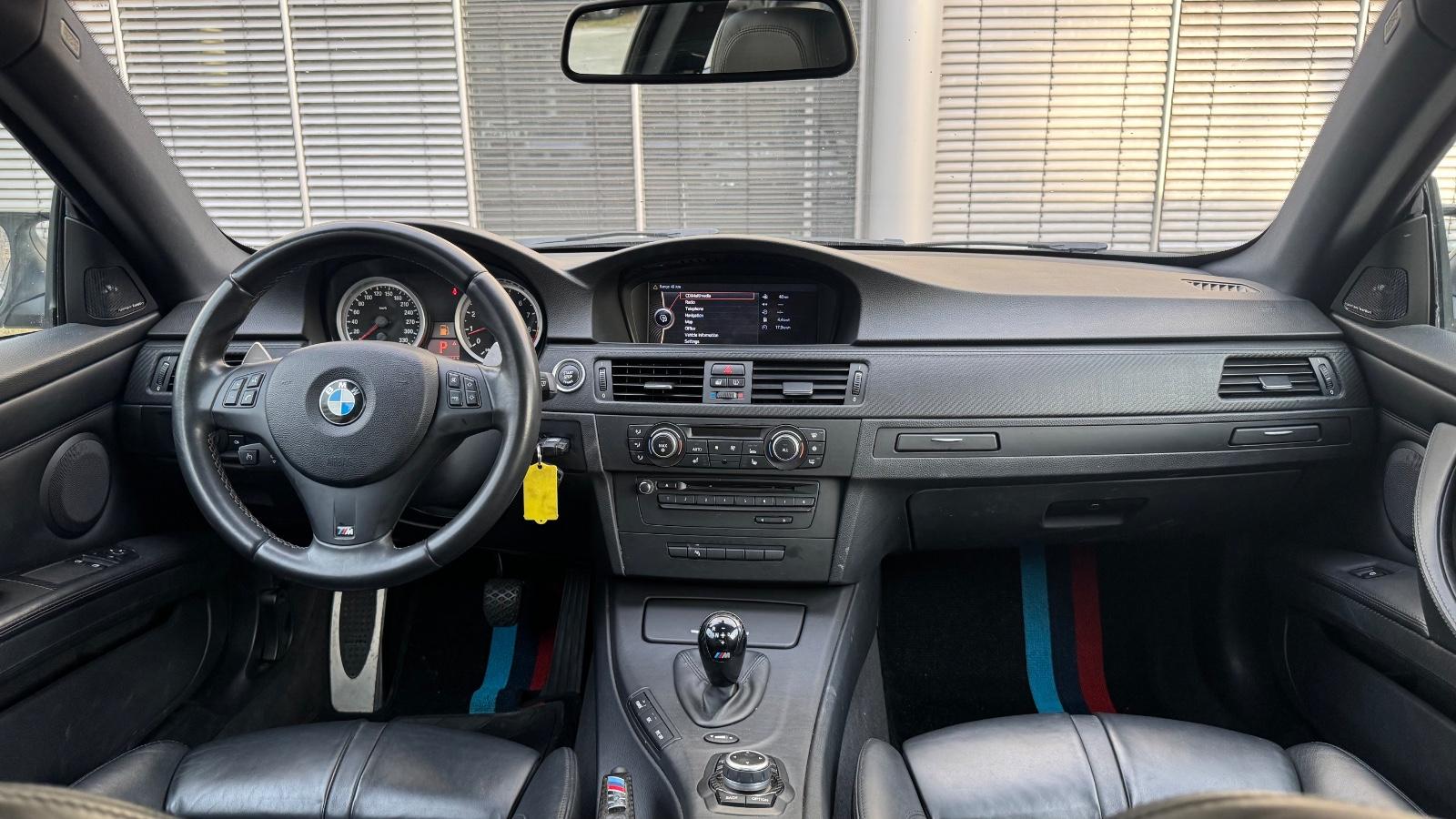 BMW M3 E92 V8 4.0 420 ch BVA - CUIR - BI-XENON - HARMAN KARDON