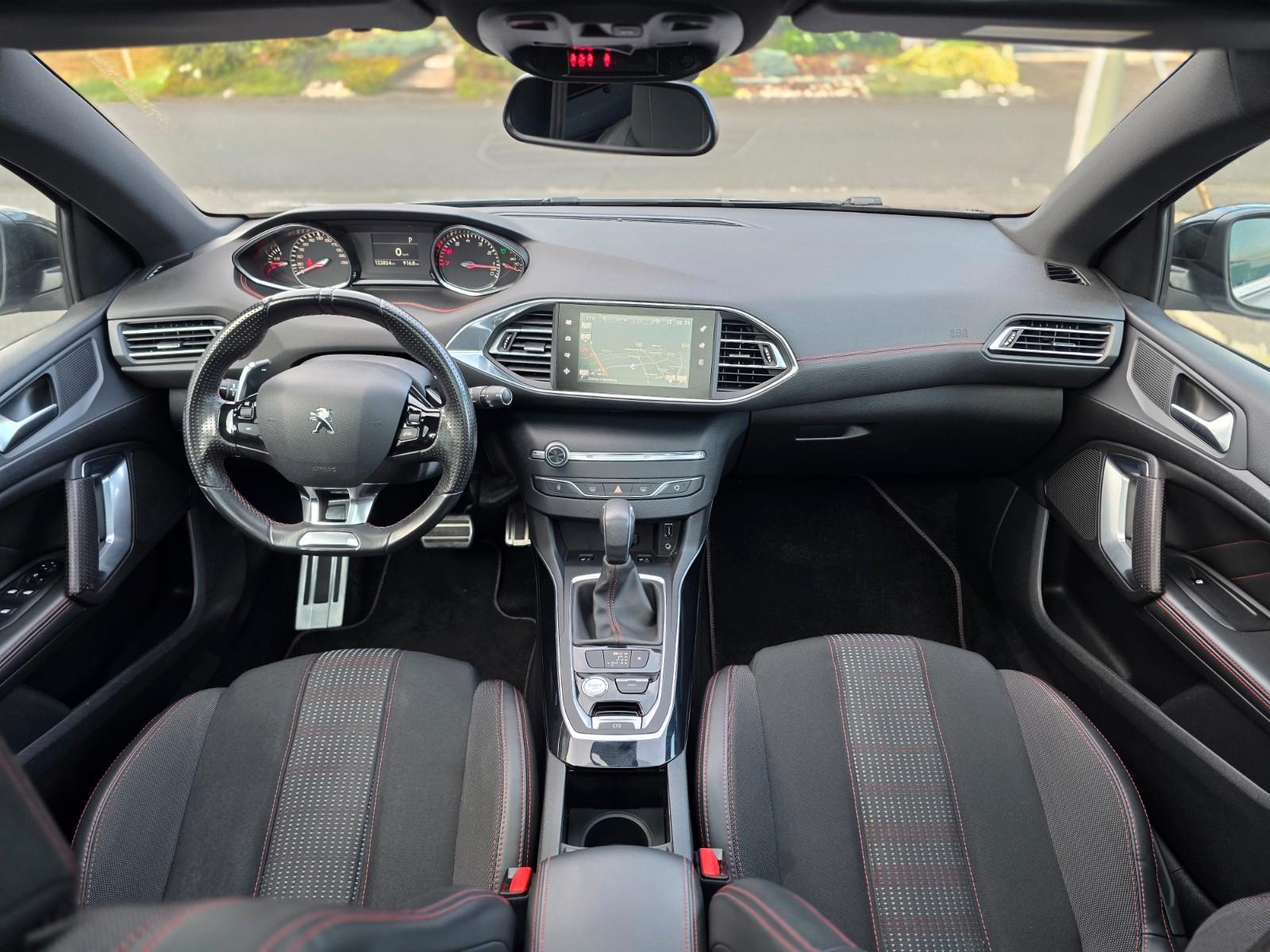 Peugeot 308 GT-Line Allure Automatik Pano Massagesitze