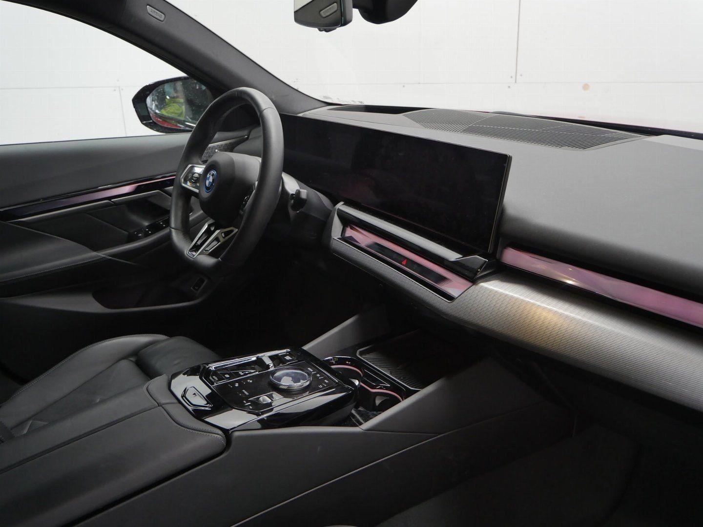 Fahrzeugabbildung BMW i5 xDrive40 | Sitzbelüftung | M Sportpaket Pro |