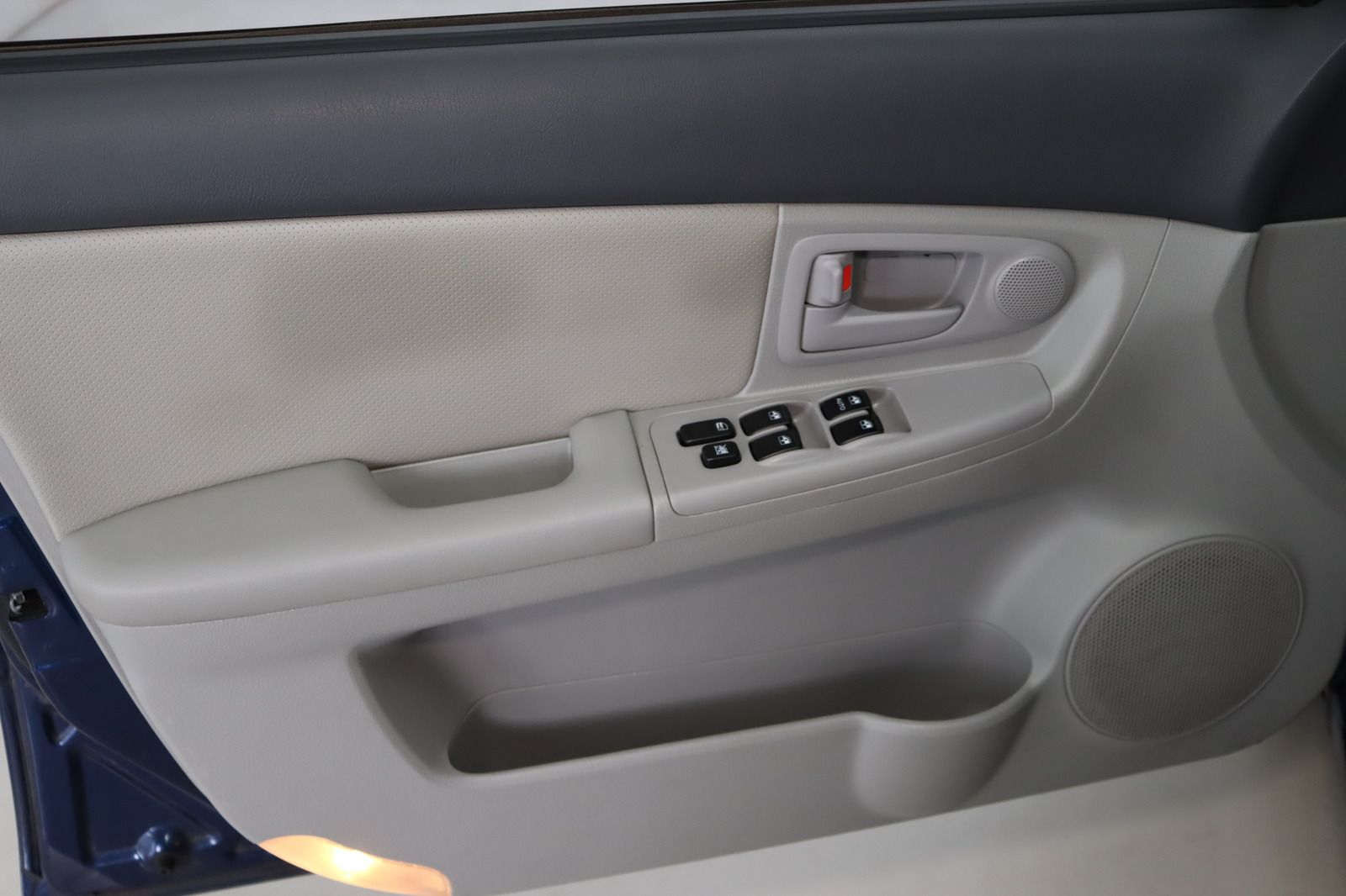 Fahrzeugabbildung Kia Cerato 1.6 LX HU/AU 08.2027 * Klima