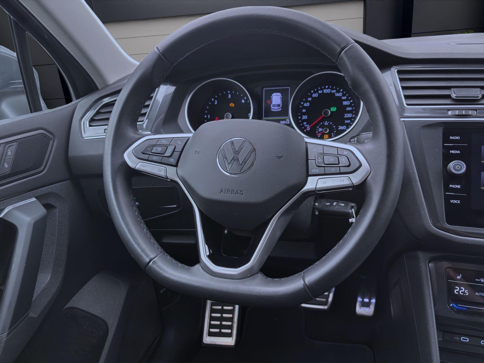 Volkswagen Tiguan 2.0 TDI DSG MOVE NAVI KAMERA SITZHZG PDC