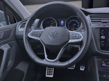 Volkswagen Tiguan - 12