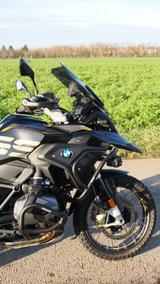 BMW R1250GS Remus 1.Hd. Voll Koffer Alarm Sitz tief - gebrauchte Motorräder in Köln