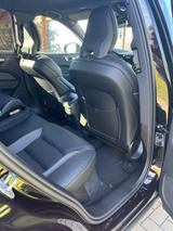 Volvo XC60 B5 AWD Plus Black Edition Auto Plus Bla... - Volvo XC60 Black Gebrauchtwagen