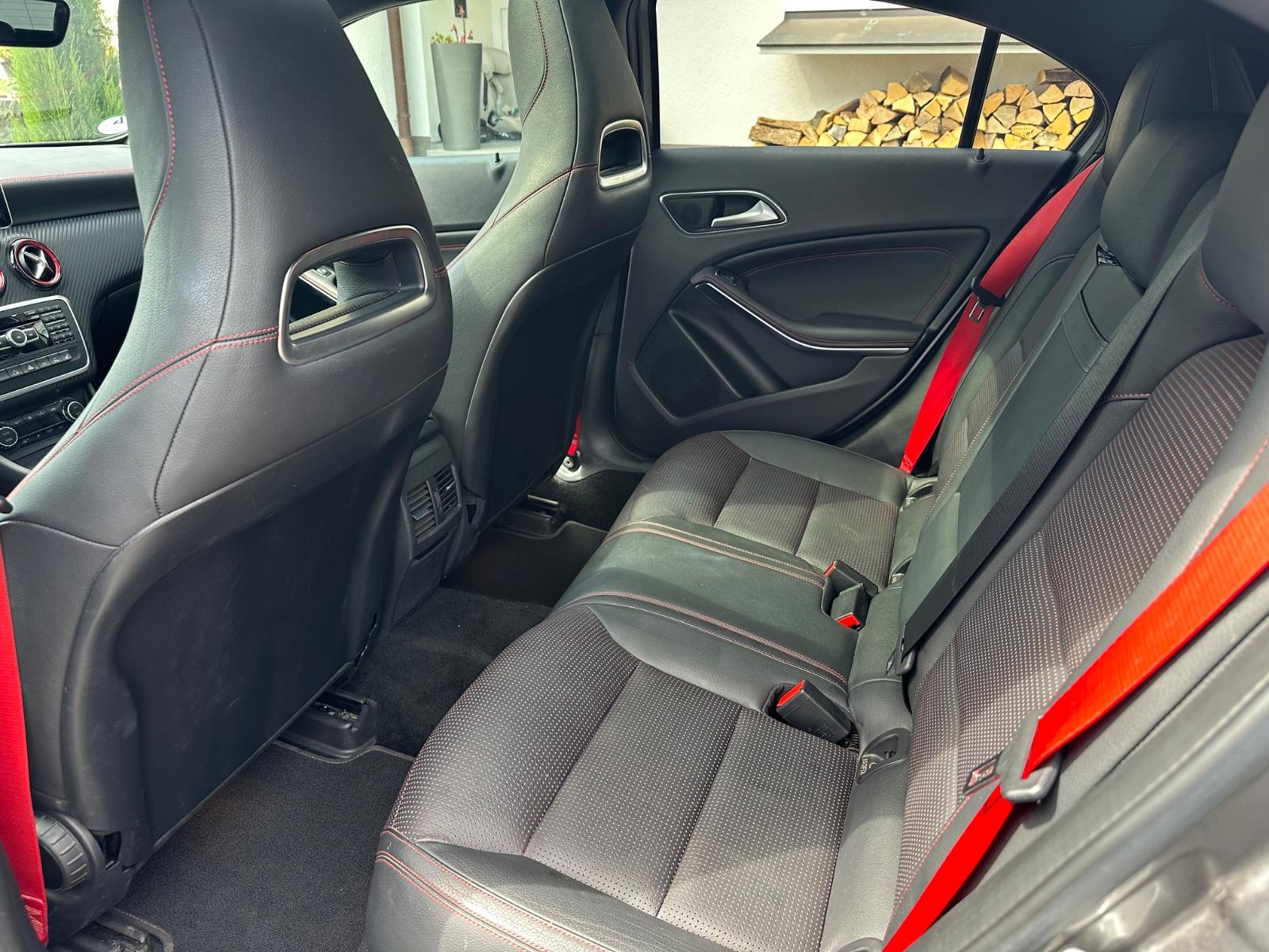 Mercedes-Benz A 250 Sport | Panorama | Service NEU | TÜV NEU