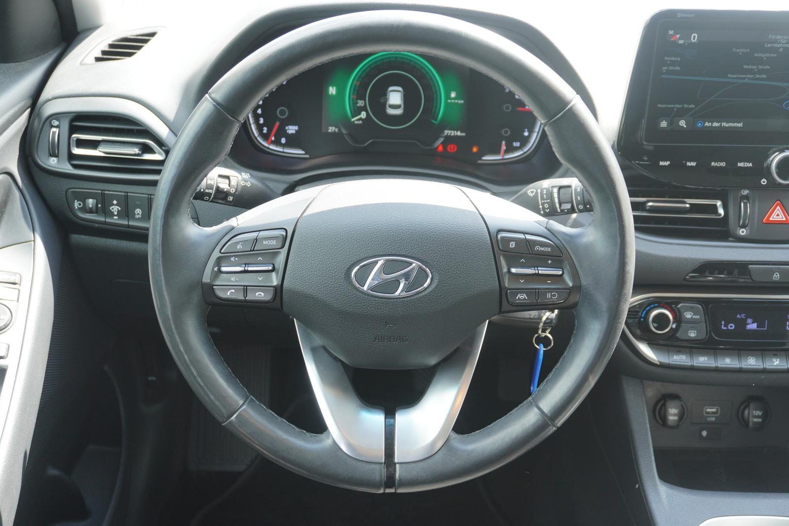 Hyundai i30 Kombi 1.0 T-GDI LED Navi Kamera PDC Tempomat