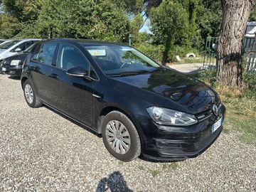 Volkswagen Golf - 3
