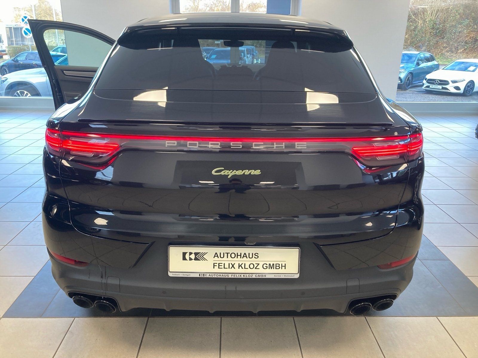 Fahrzeugabbildung Porsche Cayenne Coupe Hybrid Platinum*AHK*Luft*Pano*22"*