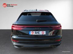 AUDI Q8 50 TDI quattro S-LINE competition plus Matrix AUDI Q8 50 TDI quattro S-LINE competition plus Matrix