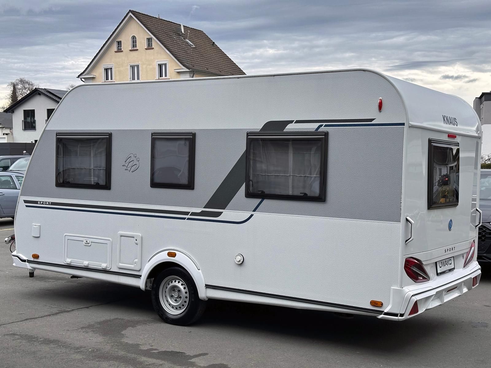 Fahrzeugabbildung Knaus SPORT 420 QD KÜHL/PANO/AL-KO/PLUS-PAKET