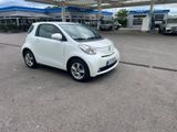 Toyota IQ + 1,0-l-VVT-Automatic Neue Tüv  - Toyota IQ in München