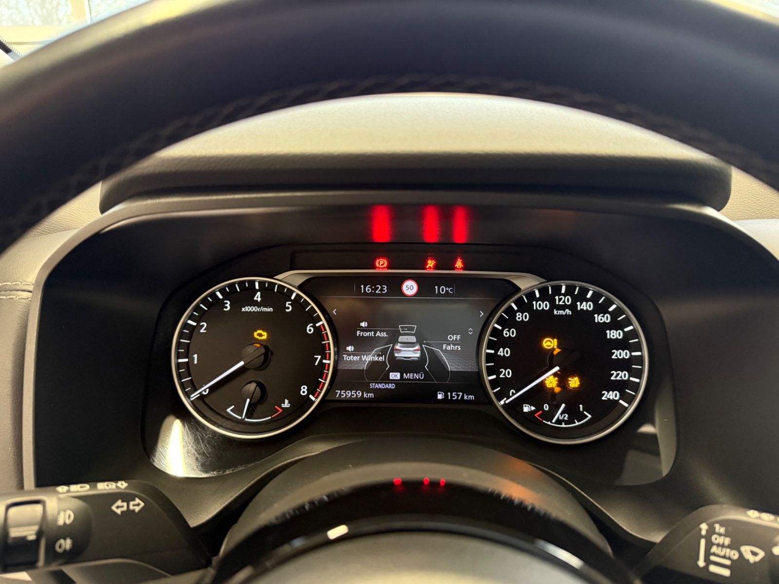 Fahrzeugabbildung Nissan Qashqai Acenta Nissan Connect Winter