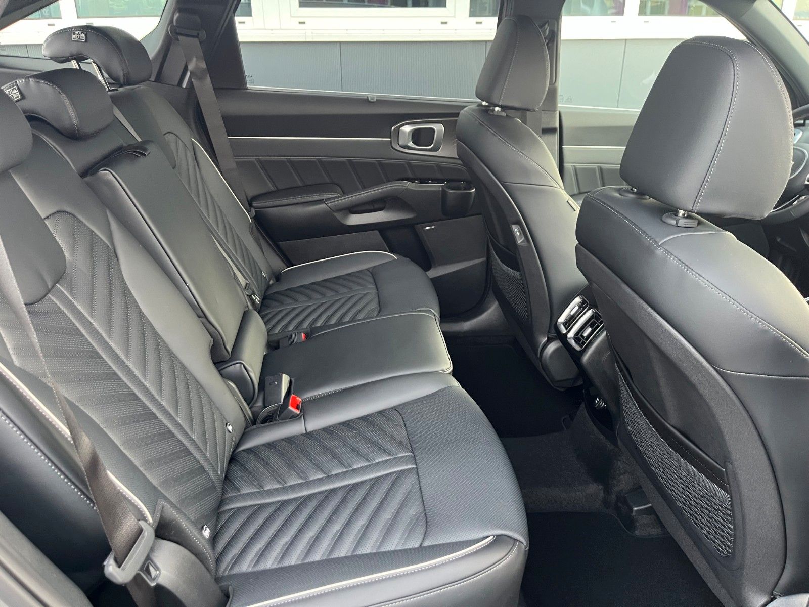 Fahrzeugabbildung Kia Sorento 2.2 CRDi AWD Platinum Premium Paket AHK