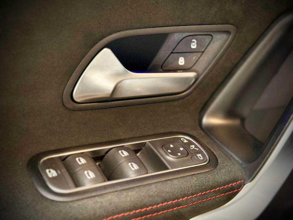 Mercedes-Benz CLA 180 Shooting Brake