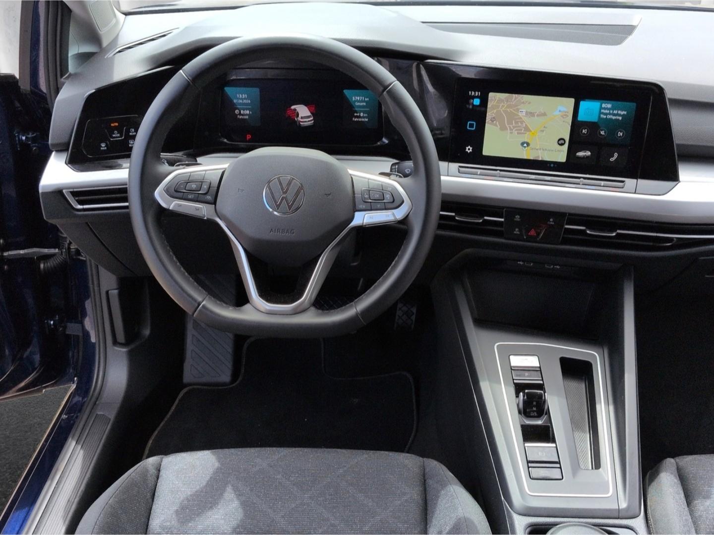 Volkswagen Golf VIII Life 2.0TDI*DSG ACC R-Kam Navi SHZ Alu, миниатюра 6